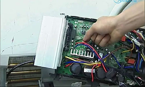 都兰美的空调电话是多少